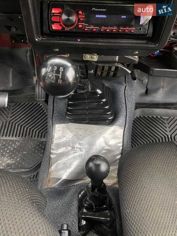 Позашляховик / Кросовер Suzuki Samurai 1997 в Коростишеві