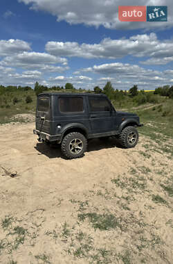 Внедорожник / Кроссовер Suzuki Samurai 1992 в 