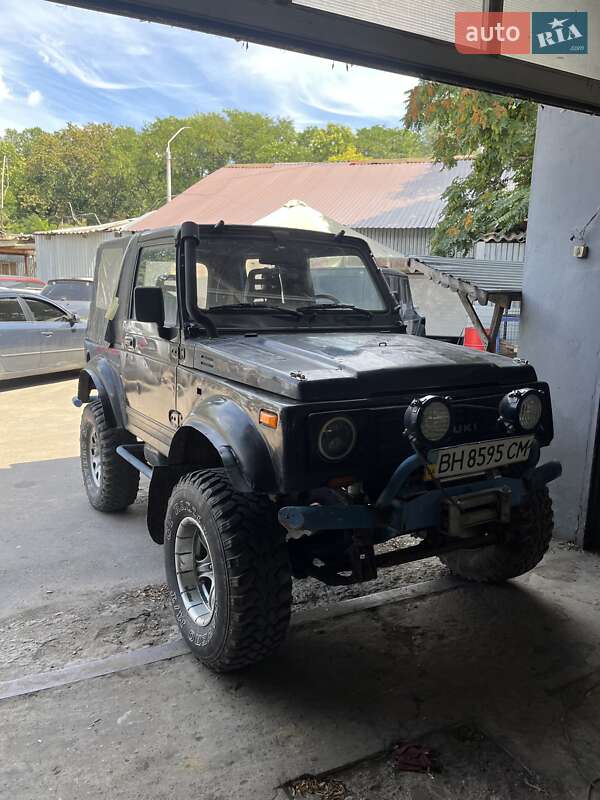 Внедорожник / Кроссовер Suzuki Samurai 1988 в Одессе