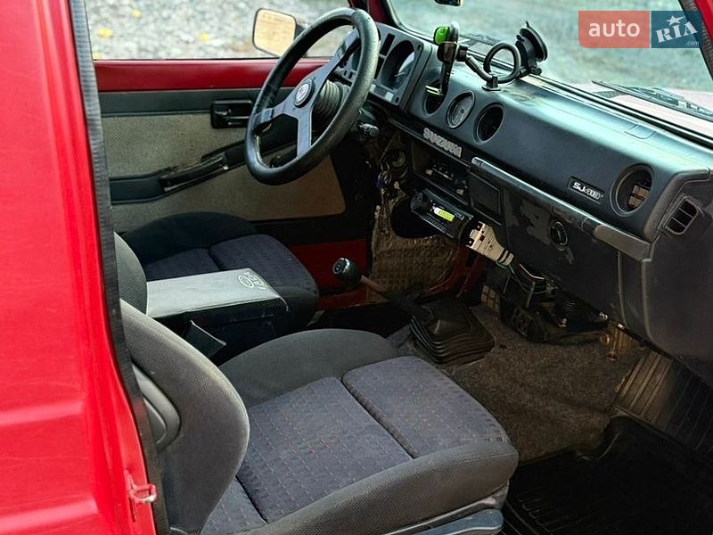 Внедорожник / Кроссовер Suzuki Samurai 1987 в Виноградове фото 8 Внедорожник / Кроссовер Suzuki Samurai 1987 в Виноградове