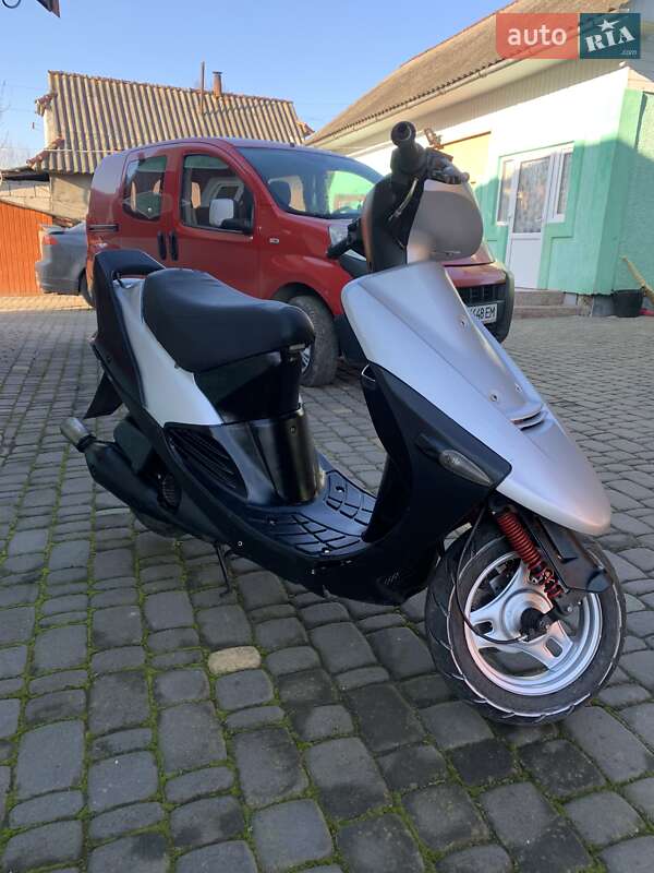 Мопеди Suzuki Sepia 50 2014 в Коломиї