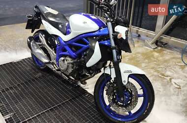 Мотоцикл Классік Suzuki SFV 400 2017 в Миргороді