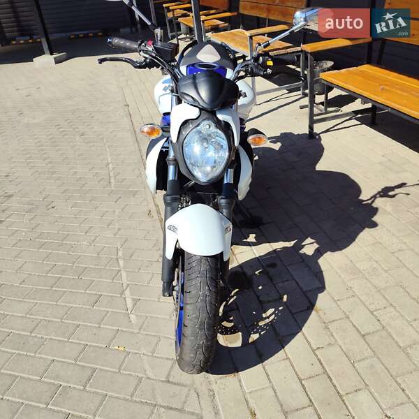 Мотоцикл Классик Suzuki SFV 400 2017 в Миргороде