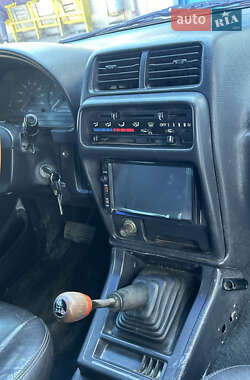 Внедорожник / Кроссовер Suzuki Sidekick 1995 в 