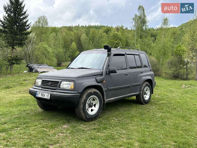 Внедорожник / Кроссовер Suzuki Sidekick 1995 в 