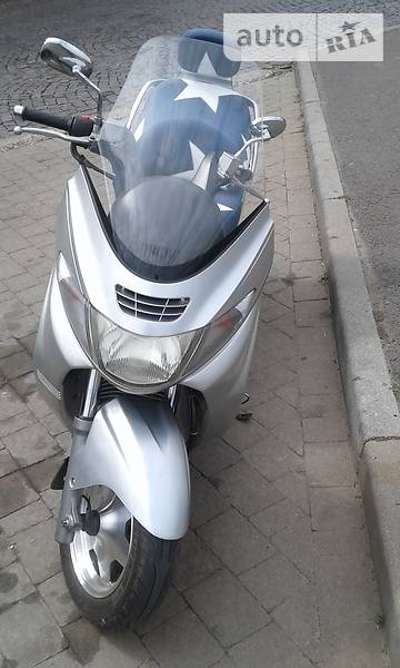 Suzuki Skywave 250