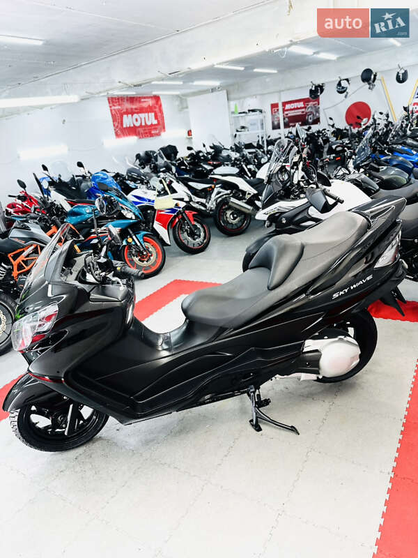 Максі-скутер Suzuki Skywave 250 2007 в Одесі