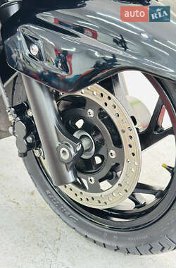 Макси-скутер Suzuki Skywave 250 2007 в 
