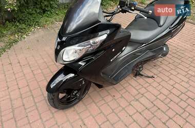 Макси-скутер Suzuki Skywave 250 2009 в 
