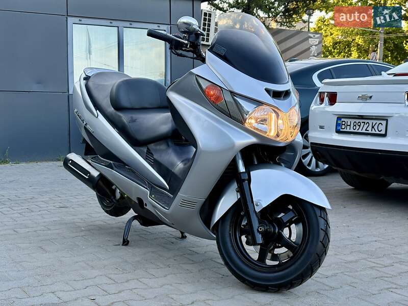Макси-скутер Suzuki Skywave 250 2007 в Одессе