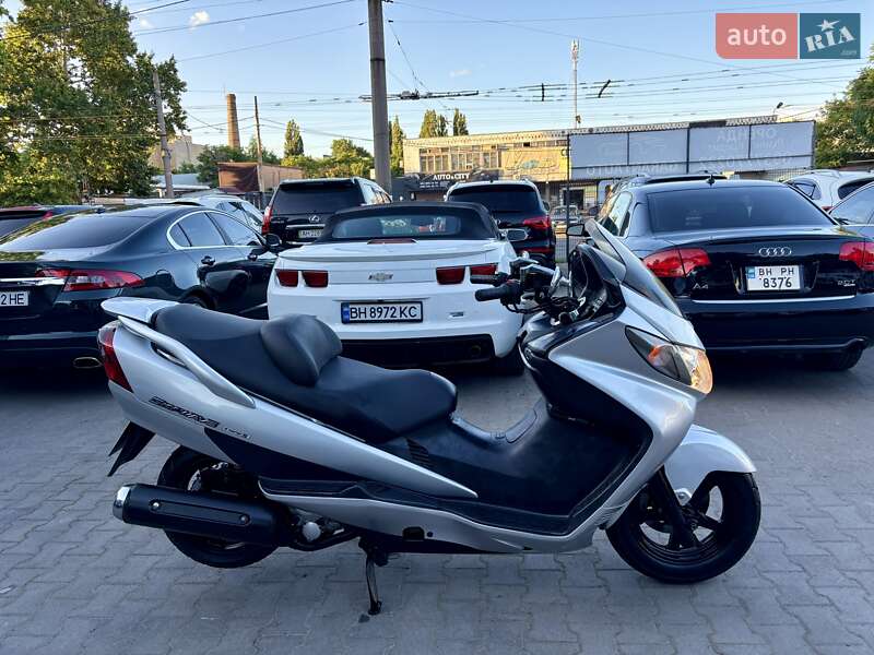 Макси-скутер Suzuki Skywave 250 2007 в Одессе