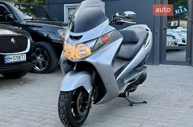 Макси-скутер Suzuki Skywave 250 2007 в 