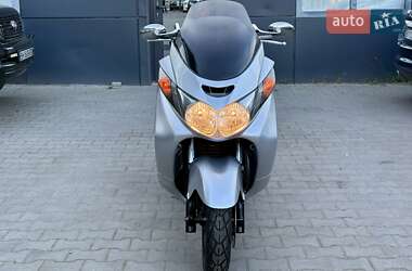 Макси-скутер Suzuki Skywave 250 2007 в 