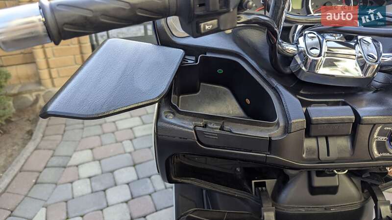 Макси-скутер Suzuki Skywave 250 2008 в Черновцах