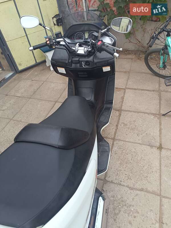 Макси-скутер Suzuki Skywave 250 2007 в Белгороде-Днестровском фото 4 Макси-скутер Suzuki Skywave 250 2007 в Белгороде-Днестровском