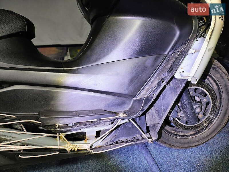 Макси-скутер Suzuki Skywave 250 2010 в Киеве фото 5 Макси-скутер Suzuki Skywave 250 2010 в Киеве