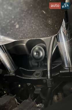 Макси-скутер Suzuki Skywave 250 2011 в 