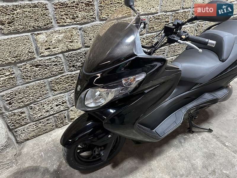 Макси-скутер Suzuki Skywave 250 2009 в Одессе фото 2 Макси-скутер Suzuki Skywave 250 2009 в Одессе