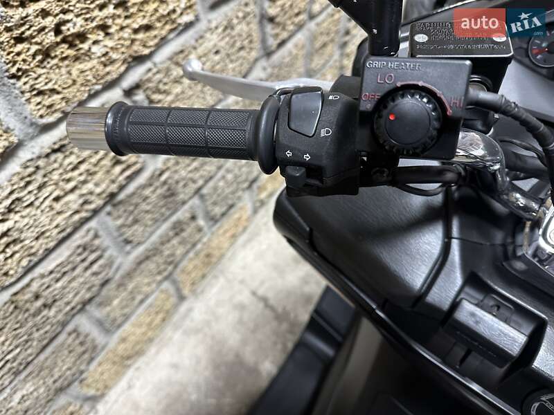 Макси-скутер Suzuki Skywave 250 2009 в Одессе фото 5 Макси-скутер Suzuki Skywave 250 2009 в Одессе