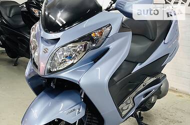 Максі-скутер Suzuki Skywave 400 2011 в Одесі