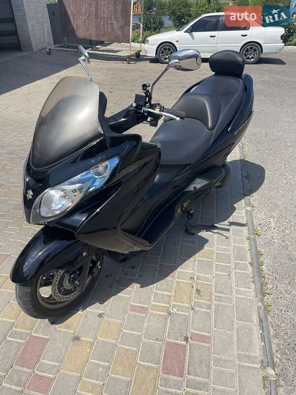 Макси-скутер Suzuki Skywave 400 2013 в Одессе