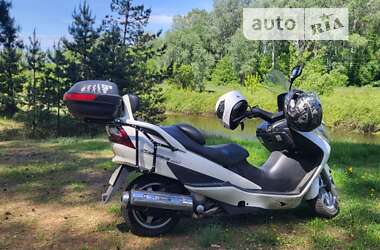 Максі-скутер Suzuki Skywave 400 2005 в Охтирці