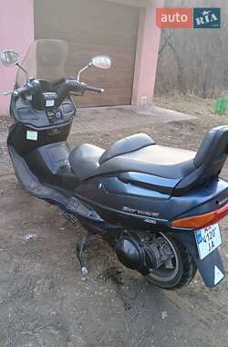 Макси-скутер Suzuki Skywave 400 1999 в 