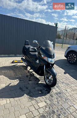 Макси-скутер Suzuki Skywave 400 1999 в 