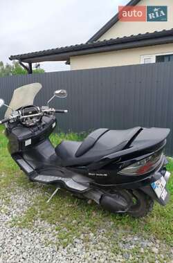 Макси-скутер Suzuki Skywave 400 2008 в 