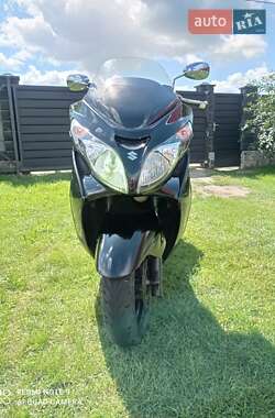 Макси-скутер Suzuki Skywave 400 2007 в 
