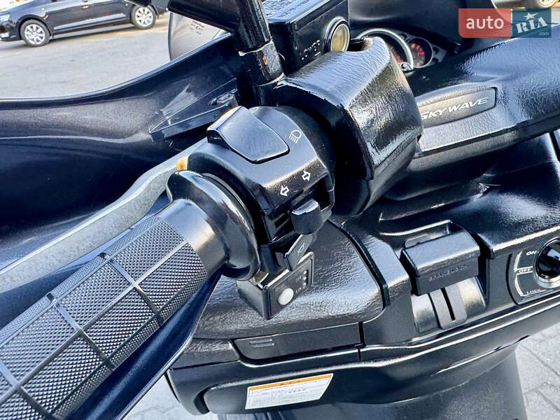 Скутер Suzuki Skywave 400 2012 в Одессе