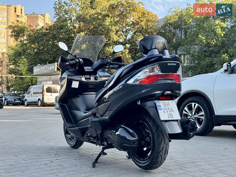 Скутер Suzuki Skywave 400 2012 в Одессе