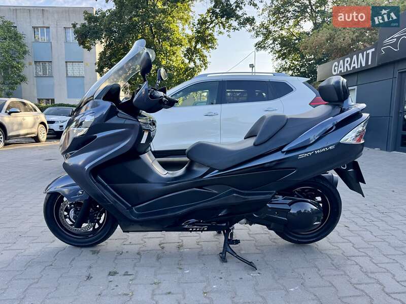 Скутер Suzuki Skywave 400 2012 в Одессе