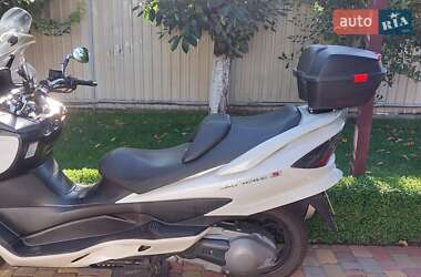 Максі-скутер Suzuki Skywave 400 2007 в Обухові