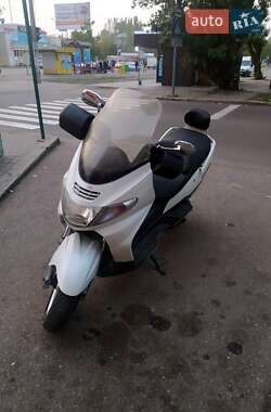 Макси-скутер Suzuki Skywave 400 2002 в Николаеве