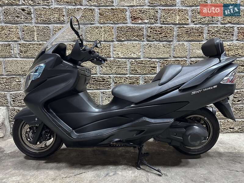 Максі-скутер Suzuki Skywave 400 2015 в Одесі фото Максі-скутер Suzuki Skywave 400 2015 в Одесі