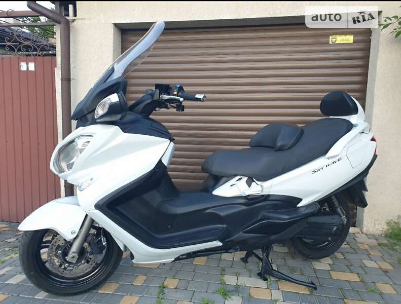 Максі-скутер Suzuki SkyWave 650 2015 в Одесі