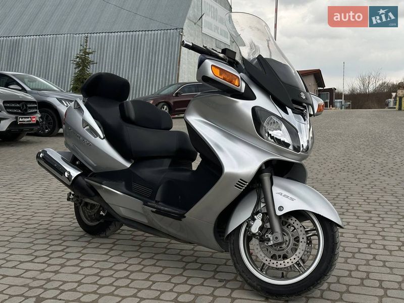 Suzuki SkyWave 650 2005