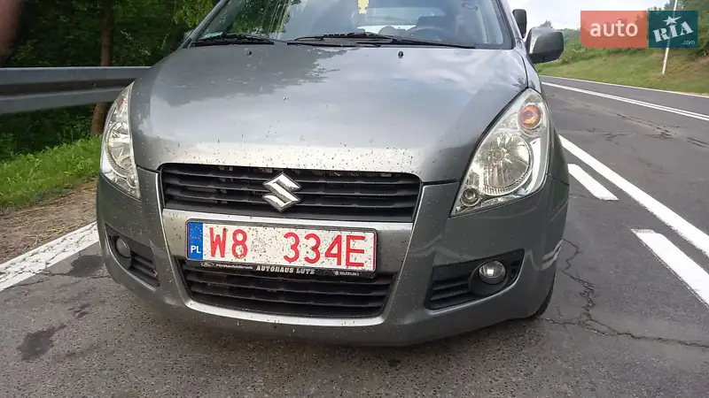 Хэтчбек Suzuki Splash 2010 в 