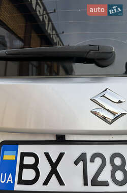 Хэтчбек Suzuki Splash 2009 в 