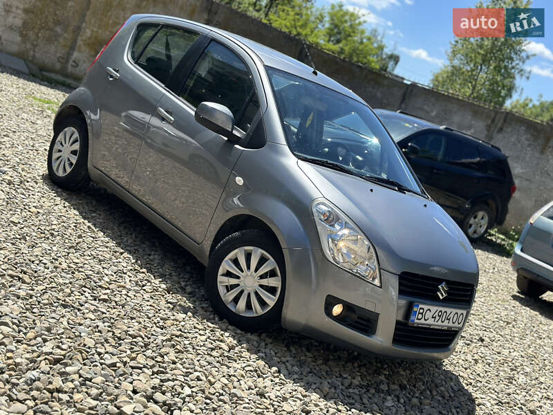 Хетчбек Suzuki Splash 2010 в 