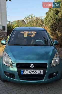 Хэтчбек Suzuki Splash 2010 в 
