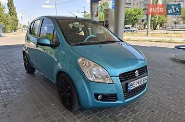 Хэтчбек Suzuki Splash 2010 в 
