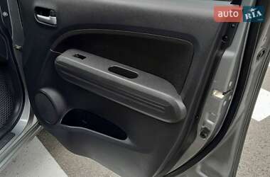 Хэтчбек Suzuki Splash 2012 в 