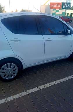 Хэтчбек Suzuki Splash 2014 в 