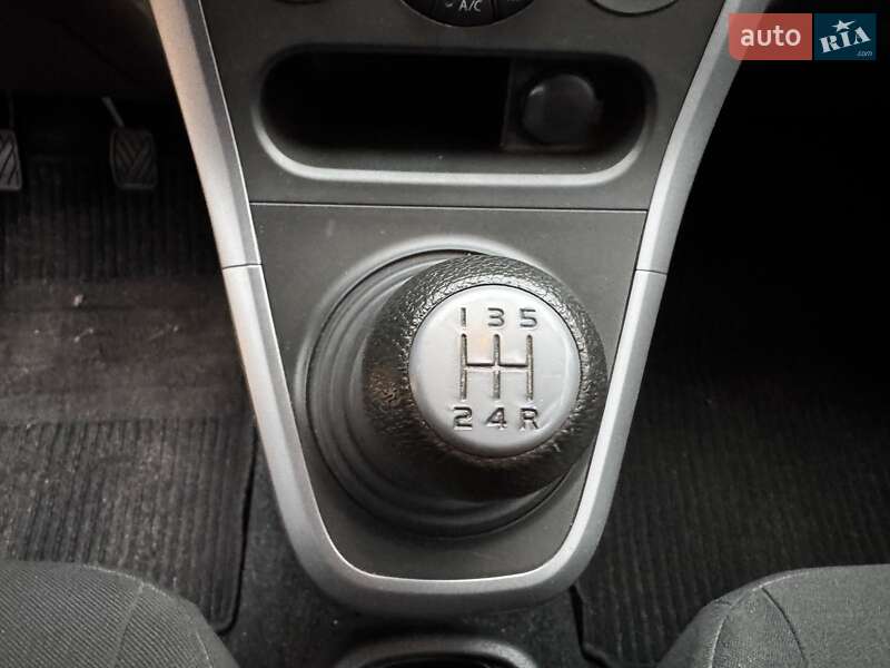 Хэтчбек Suzuki Splash 2009 в Киеве фото 34 Хэтчбек Suzuki Splash 2009 в Киеве