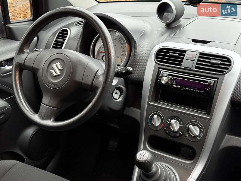 Хэтчбек Suzuki Splash 2009 в Киеве фото 38 Хэтчбек Suzuki Splash 2009 в Киеве