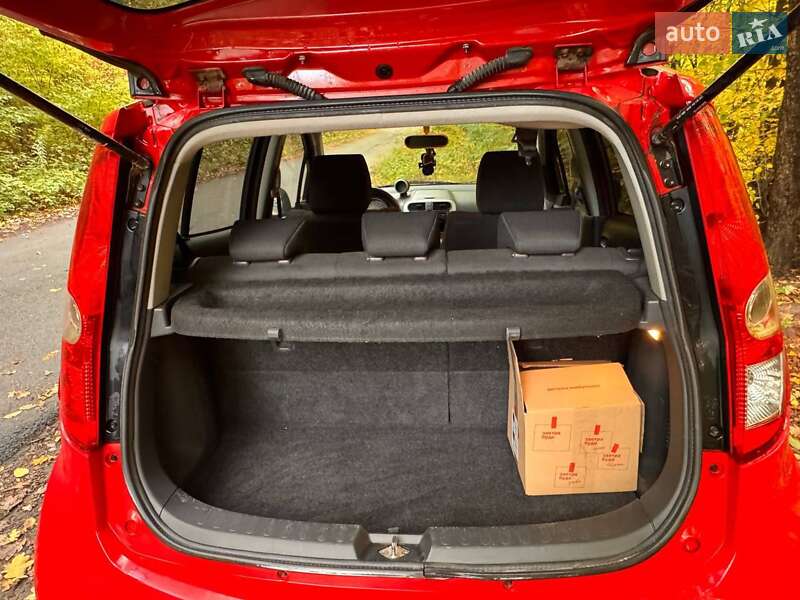 Хетчбек Suzuki Splash 2009 в Гатне