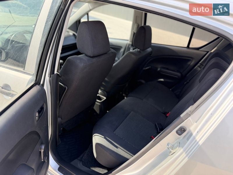 Хэтчбек Suzuki Splash 2013 в Хусте