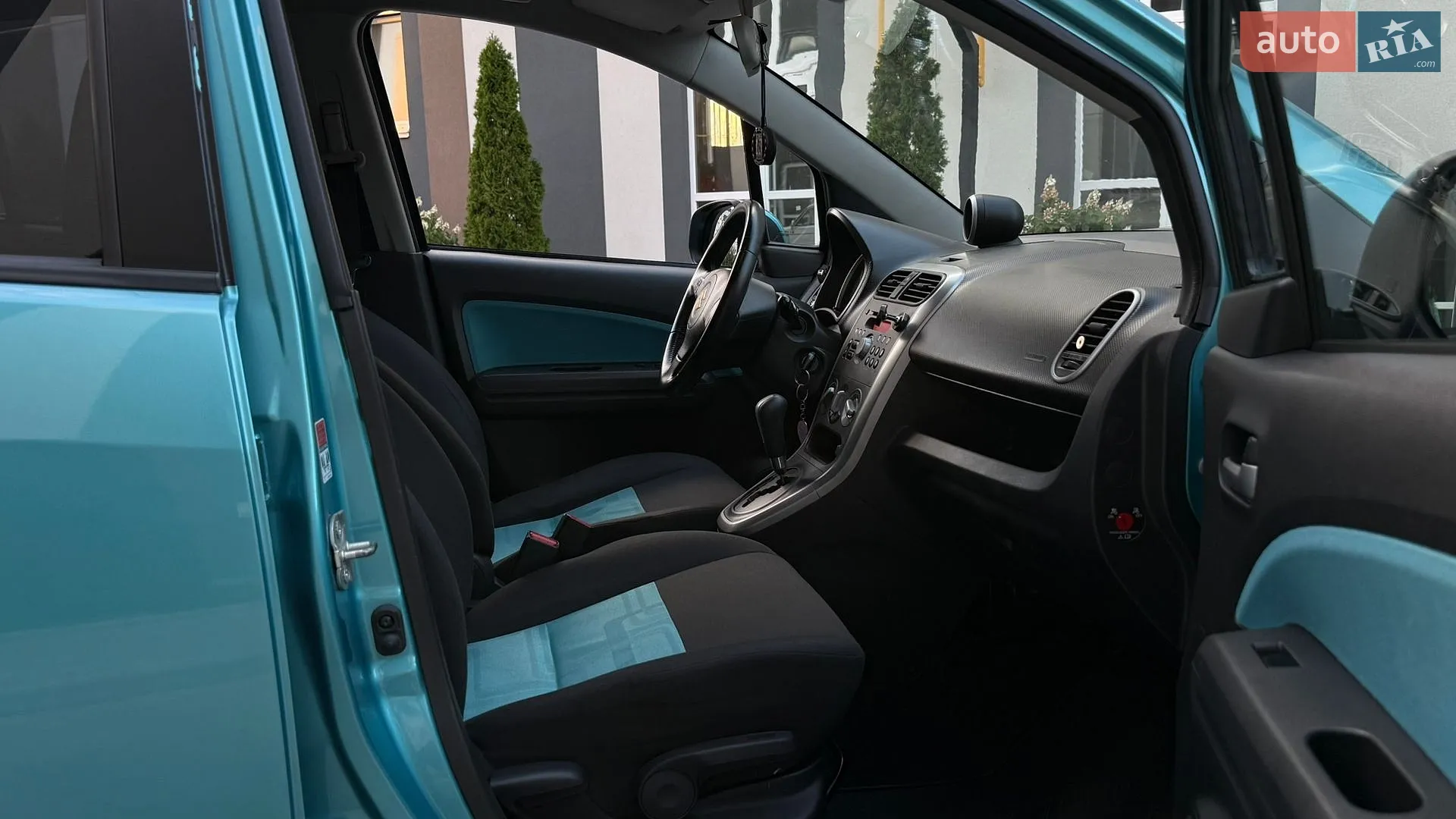 2010 Suzuki Splash - мініатюра 5